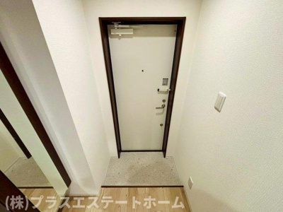 【玄関】 | ワコーレヴィータ板宿EAST