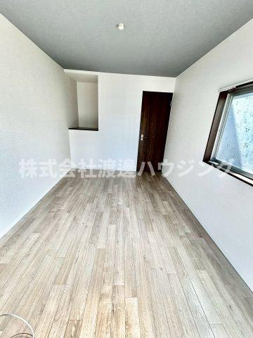 東大阪市吉田８丁目のテラスの洋室