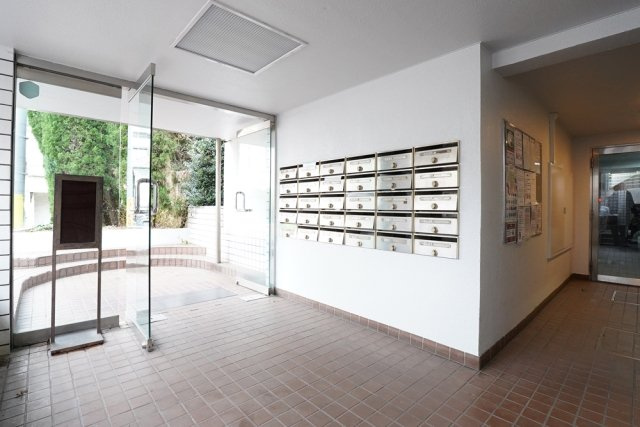 ハイシティ南青山のエントランス