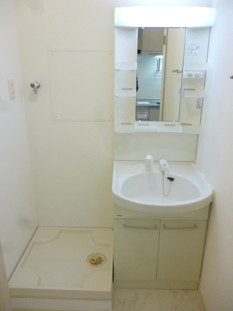 ＣＯＳＹの洗面所|★ゆったりとした洗面脱衣所★