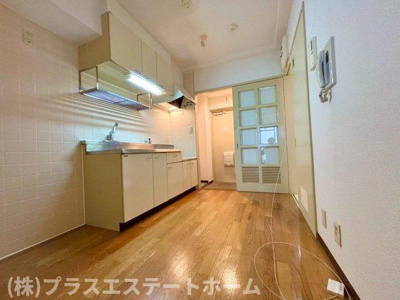 【居間・リビング】 | エフアール板宿 