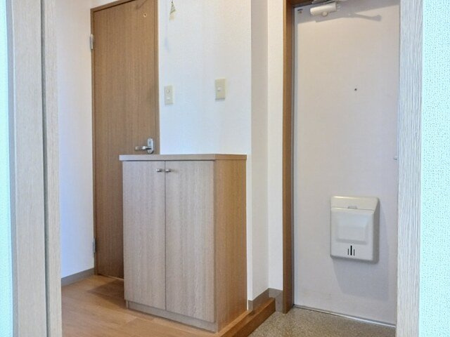 ベルビィトンＡの玄関