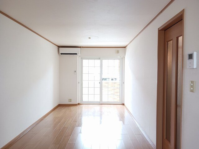 エレガンスヤツオＣの居間・リビング