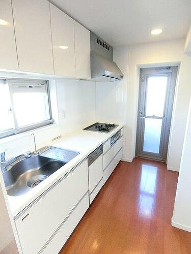 サーパス大泉東のキッチン|システムキッチン