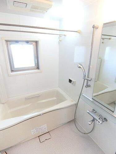 サーパス大泉東の浴室|ユニットバス