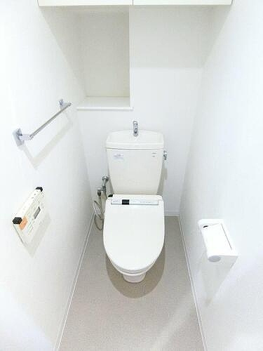 サーパス大泉東のトイレ|洗浄暖房便座