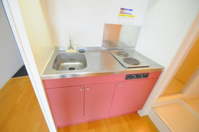 レオパレスフォレストのキッチン