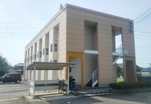 レオパレスＫＡＺＵ　２０００の外観