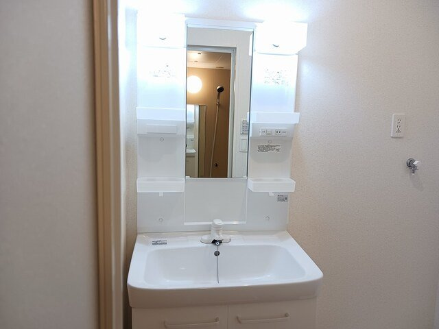 レクサス野村の洗面所