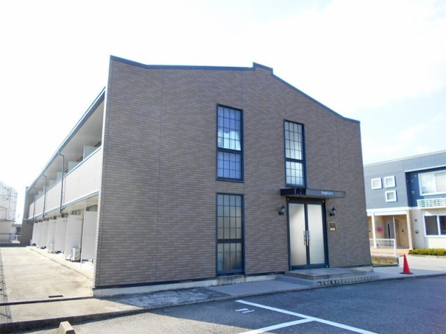 レオパレス藤の木台の外観