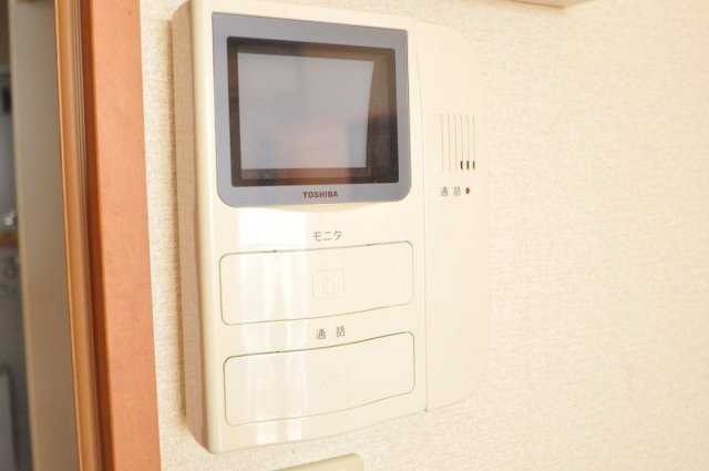 レオパレスフォレーのその他|モニター付インターホン
