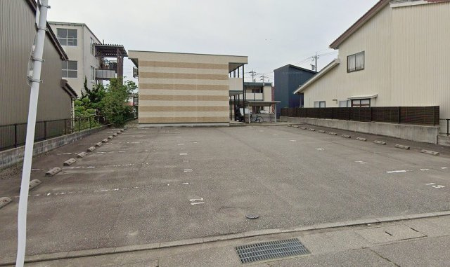 レオパレスフォレーのその他