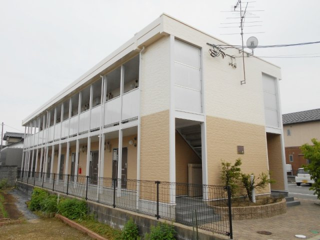 レオパレスセドナⅡの外観