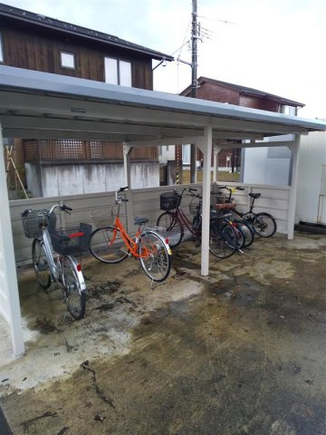 レオパレスＥａｓｔ野村のその他|駐輪場