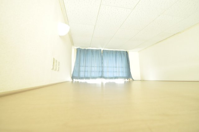 レオパレスジョイフルＫ・Ｔの内装|ロフト