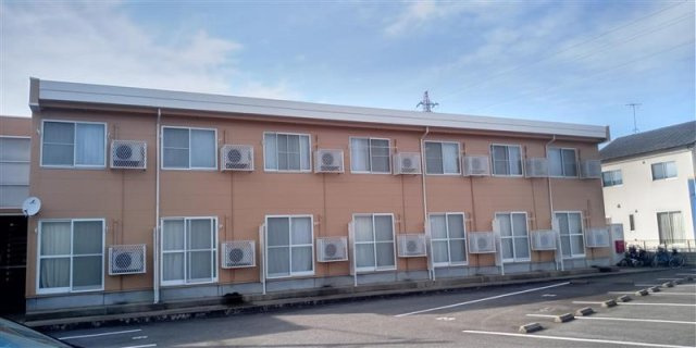 レオパレス峰南の外観