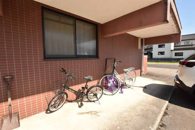 メゾン八尾のその他|駐輪場