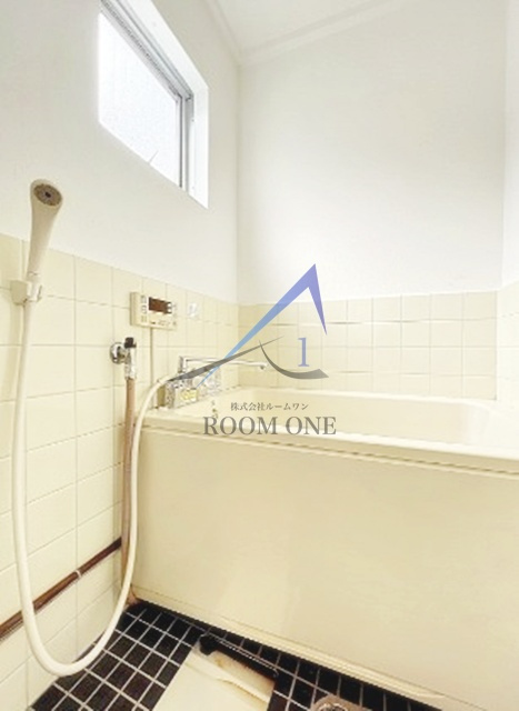 コーポ富貴の浴室|お風呂です。