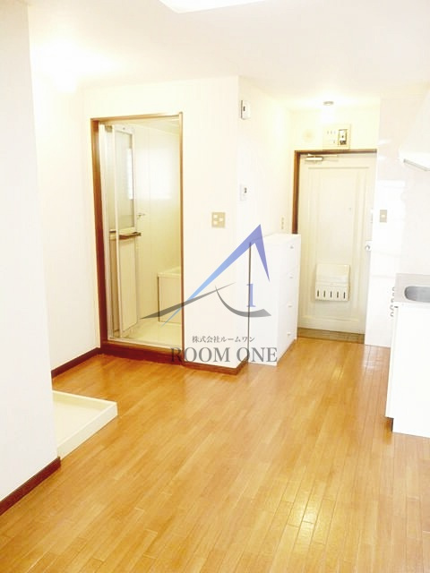 ローヤル上鷺の居間・リビング|洋室のお部屋です。