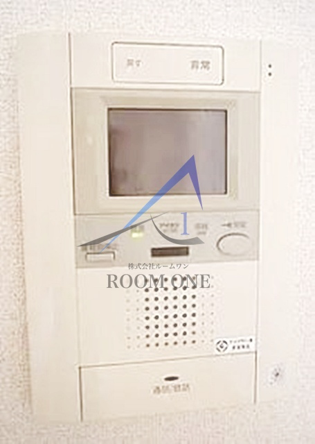 ルーブル西早稲田のセキュリティ|モニター付きインターホンです。