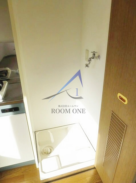 ヴィエント目白の設備|洗濯機置き場です。