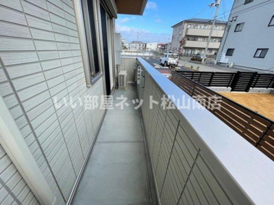 【バルコニー】 | ヴィラ・ドルチェ