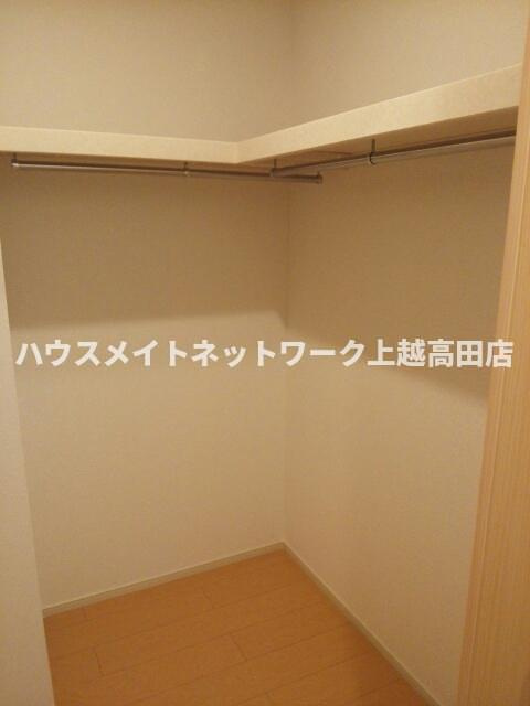 フェリシア・コートⅢの収納|ウォークインクローゼット