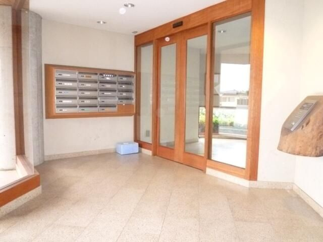 シェ・ノートフ桑原台のエントランス