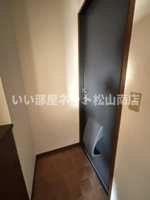 【玄関】 | ピュアタウン Ａ棟