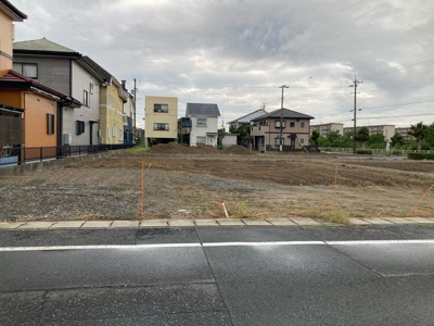【外観】 | 浜松市中央区遠州浜2丁目 新築一戸建て 3号棟 | 現在建築中の外観画像です。ご内覧は同じメーカーの完成物件へご案内いたしますので、いつでもご相談ください！
