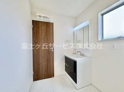 【脱衣所】 | 浜松市中央区遠州浜2丁目 新築一戸建て 4号棟 | 脱衣場です