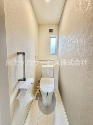 【トイレ】 | 浜松市中央区遠州浜2丁目 新築一戸建て 4号棟 | トイレもきれいです
