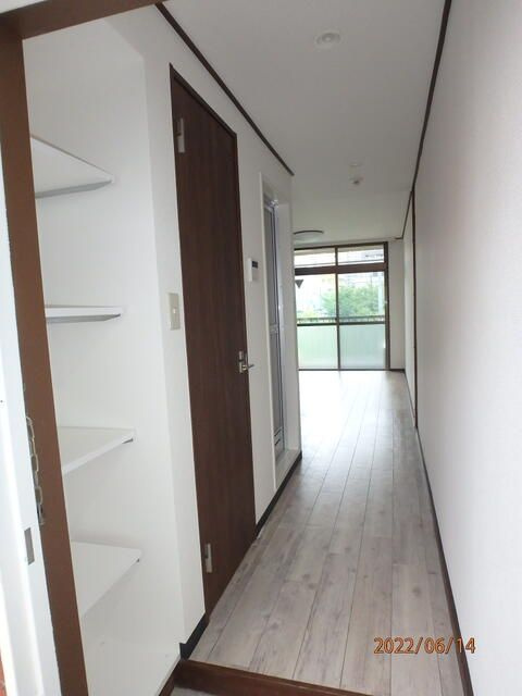 第一伸和マンションの内装