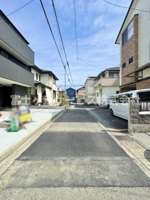 【前面道路含む現地写真】 | 静岡市葵区桜町2丁目 新築一戸建て 2号棟 | 前面道路含む現地写真です