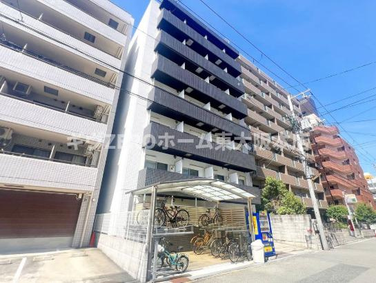 ウィンズコート城東中央の外観