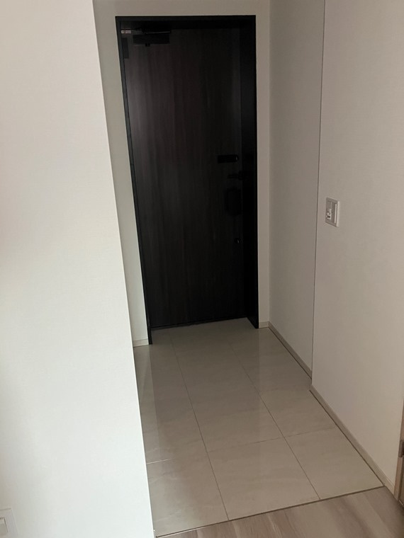 クラッシィタワー新宿御苑の玄関