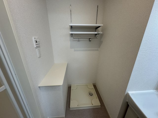ルミエール鹿黒Aのその他|室内洗濯機置場