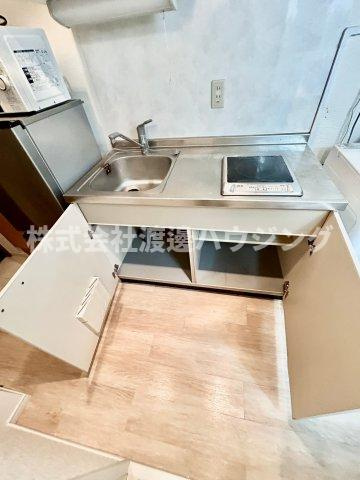 グランドステージ江坂のキッチン|キッチン下収納