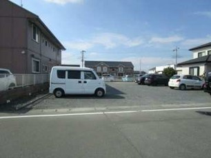 佐和駅前　西駐車場（TBパーキング）の駐車場|現地写真です。