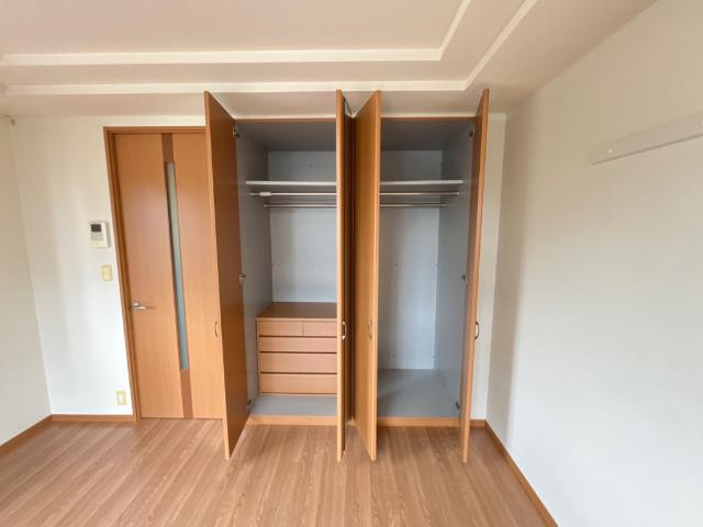 アビタッツィオーネの収納|クローゼット