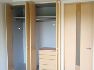 【収納】 | パークヒルズ・Ｂ | 収納（ミラー付）開時