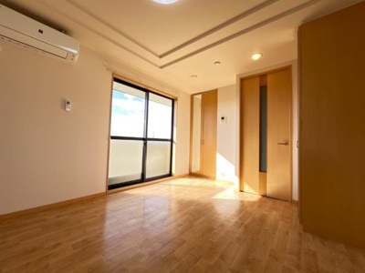 【内装】 | ＳＭＩＬＥ | 洋室