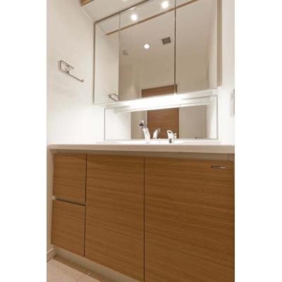 【洗面所】 | エル・セレーノ南麻布 | ※写真は同タイプ住戸です。