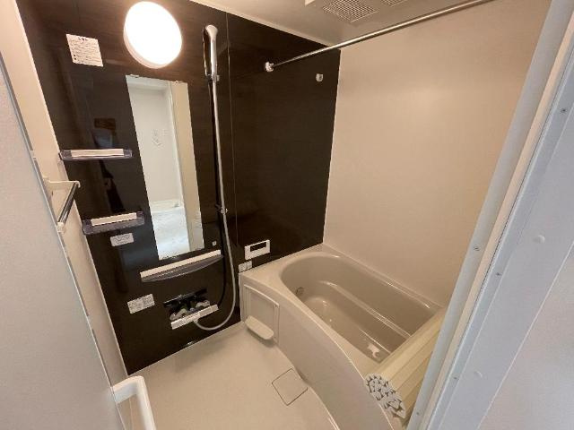 ディアコート大元駅前の浴室|バス