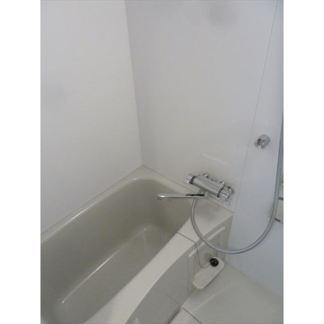 ＬＥＧＡＬＡＮＤ都立大学Ⅱの浴室