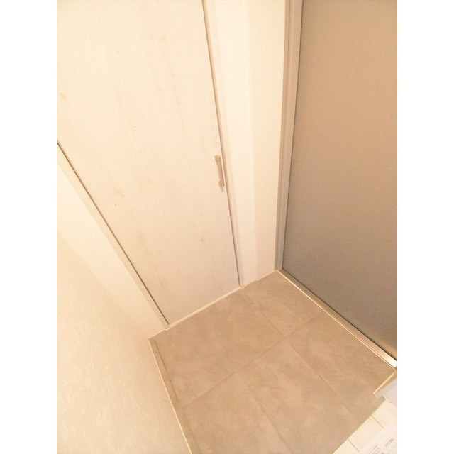 ＬＥＧＡＬＡＮＤ都立大学Ⅱの玄関