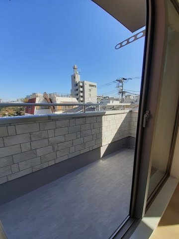 グラスハーモニーのバルコニー