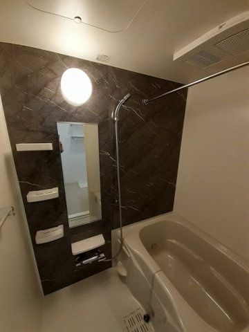 グラスハーモニーの浴室