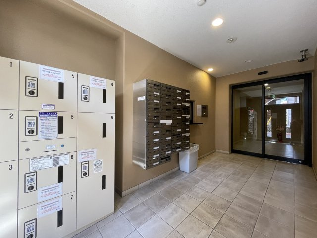 ナカヤマビルディングのロビー|NAKAYAMA BULDING