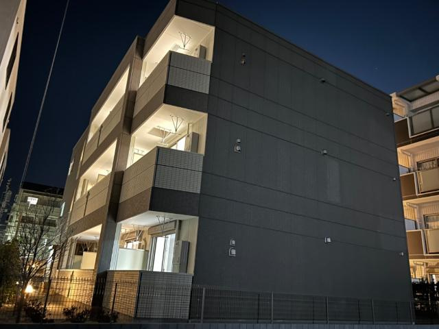 Prima Stellaの外観|外観写真（夜）